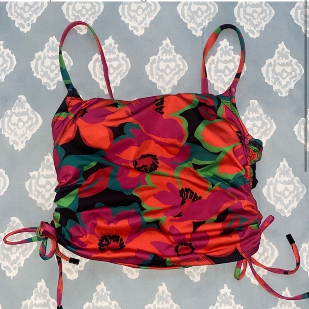 Sanctuary floral  tankini bikini top Size S